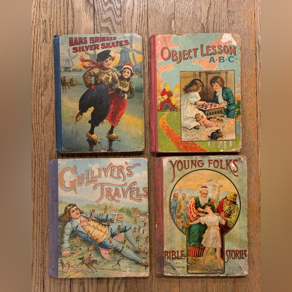 Antique Set of 4 Illustrated Children’s Books c1890/1900 Gulliver’s Travels ABCs